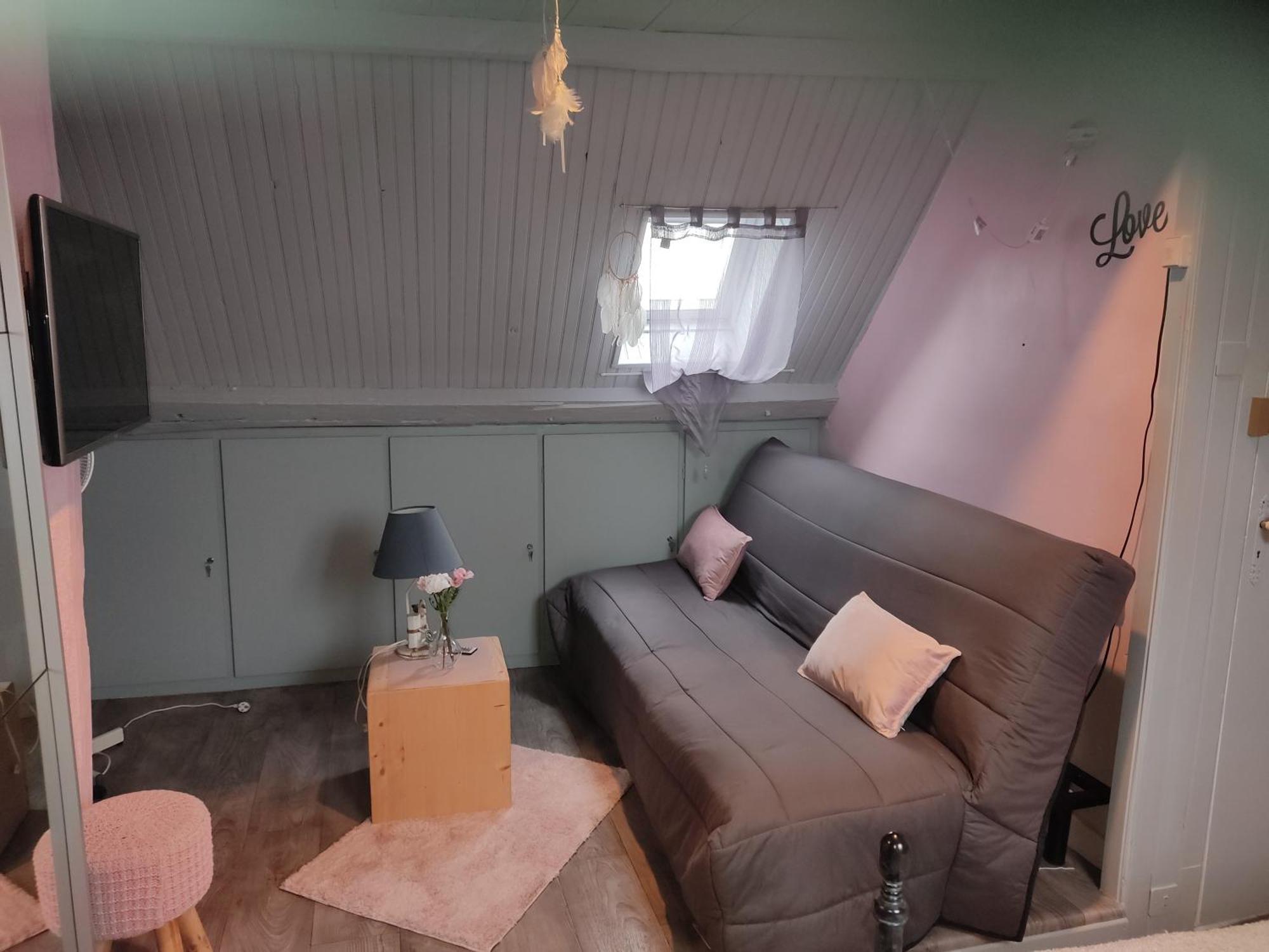 Le Lion Dort Bed and Breakfast Cormeilles-en-Parisis Esterno foto