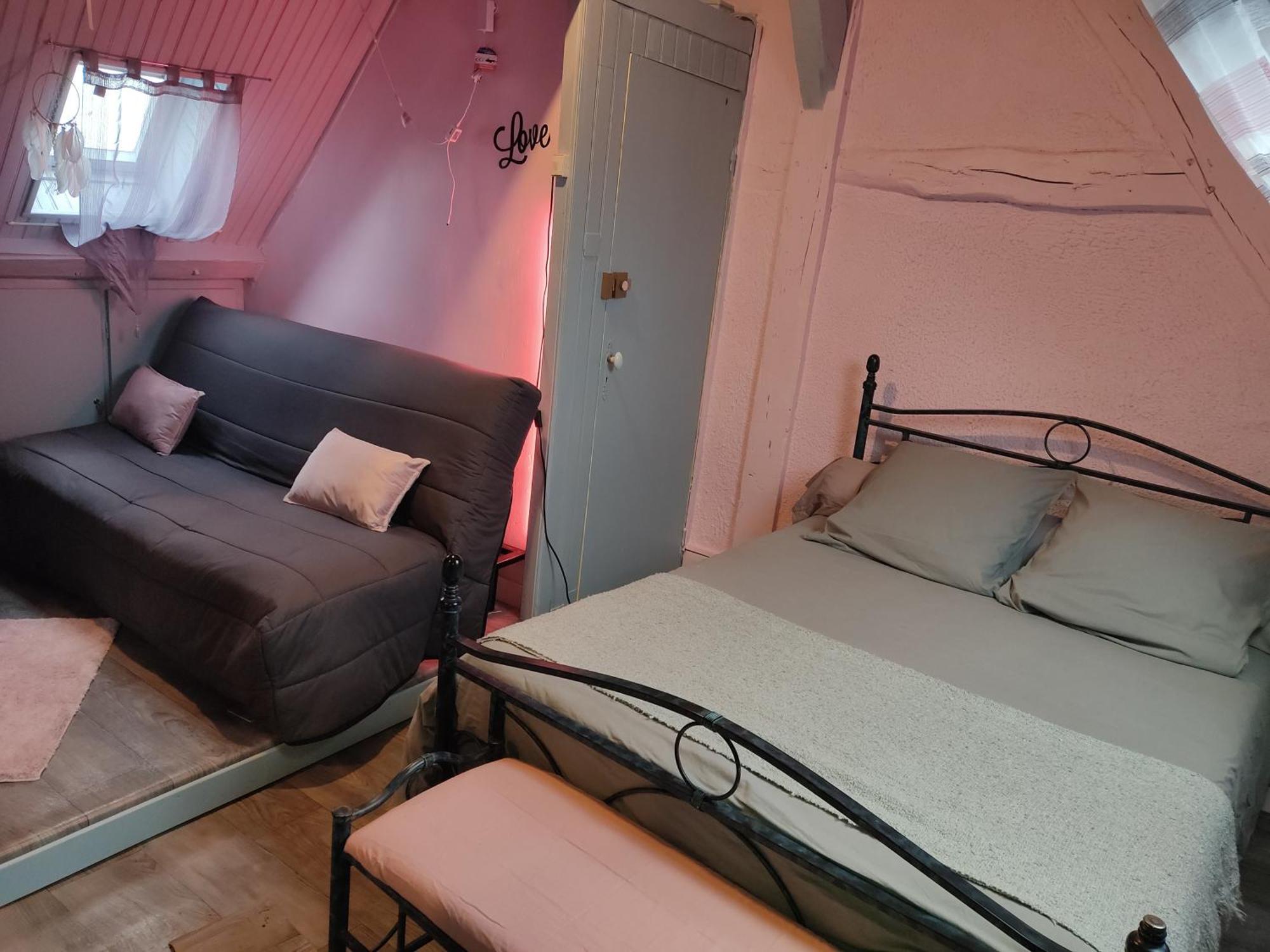 Le Lion Dort Bed and Breakfast Cormeilles-en-Parisis Esterno foto